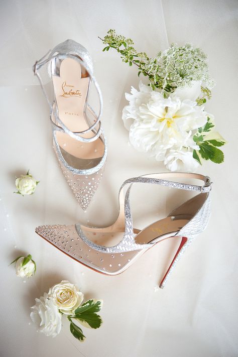 Louboutin Shoes Wedding, Brides Heels, Louboutin Wedding Heels, Louboutin Wedding Shoes, Comfortable Wedding Heels, Louboutin Wedding, Low Heels Wedding, Royal Bride, Christian Louboutin Wedding