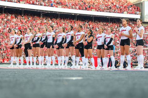 Nebraska Huskers Volleyball, Nebraska Volleyball Wallpaper, Lexi Rodriguez, Husker Volleyball, Nebraska Volleyball, College Volleyball, Volleyball Memes, Volleyball Wallpaper, Volleyball Skills