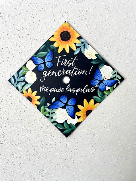 Grad Cap First Generation, Sun Graduation Cap, Graduation Cap Designs Sunflower, Hand Painted Graduation Cap, Graduation Cap Designs First Generation, Graduation Cap Painting Ideas, Grad Cap Ideas Flowers, Graduation Cap Designs Flowers, Graduation Cap Painting