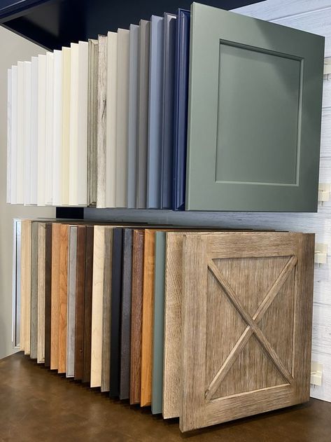 Yorktowne Cabinetry doors in multiple colors Showroom Cabinet Design, Cabinet Showroom, Cabinet Door Display Showroom, Veneer Showroom Interior Design, Kitchen Cabinets Showroom, Kitchen Design Showrooms, Office Desk Designs, Cabinet Door Style, Showroom Decor