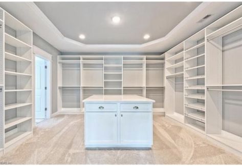 White Marble Walk In Closet, His Her Walk In Closet Master Suite, Rich Walk In Closet, Big Closet With Island, His Her Wardrobe Closet Designs, Huge Closet Ideas, Large Closet Room, Large Closet Ideas Layout Master Suite, Walk In Closet Ideas Master Luxury His And Hers