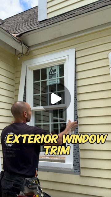 Diy Window Trim Exterior, Adding Exterior Window Trim, Simple Craftsman Window Trim, Craftsman Exterior Trim Details, Trimming Out Exterior Windows, Diy Exterior Window Trim, Pvc Window Trim, Easy Craftsman Window Trim, Outdoor Window Trim