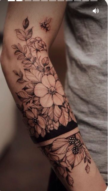 21 Tattoo, Floral Tattoo Sleeve, Forearm Tattoo Women, Arm Band Tattoo, Inspiration Tattoos, Botanical Tattoo, Best Sleeve Tattoos, Sleeve Ideas, Tattoo Arm