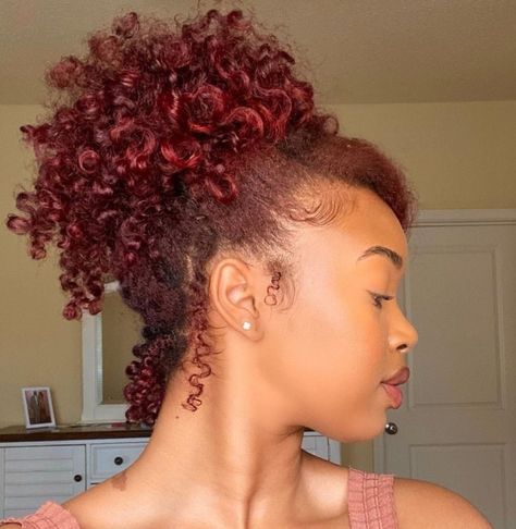 Hair Strengthening And Growth, Burgundy Natural Hair, Burgundy Curly Hair, Burgundy Hair Dye, Red Curly Hair, Hair Color Burgundy, Dyed Natural Hair, Hair Guide, Black Curly Hair