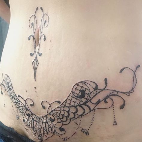 Tattoo To Cover C Section, C Section Tattoo Cover Up, Stomach Scar Tattoo Cover Up, C Section Scar Tattoo, C Section Tattoo, Tummy Tattoo, Stomach Tattoos Women, Stunning Tattoos, C Section Scars