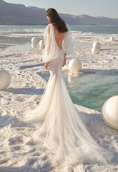 Lee Petra Grebenau, Royal Wedding Dress, Wedding Dress Guide, Fall Wedding Dresses, Best Wedding Dresses, Wedding Dresses Romantic, Wedding Dress Long Sleeve, Beautiful Wedding Dresses, Wedding Dresses Simple