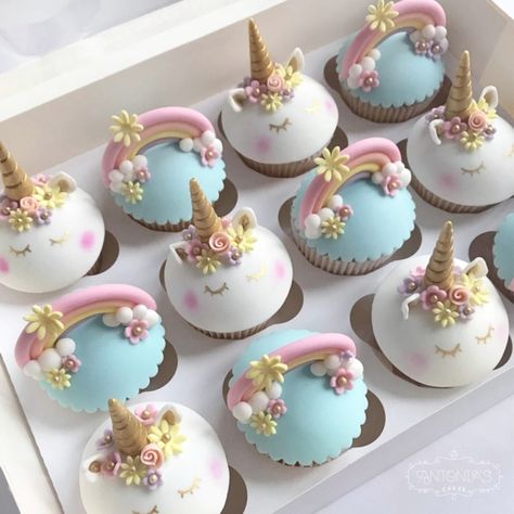 Kue Fondant, Savory Cakes, Magic Cake, Unicorn Cupcakes, Salty Cake, Fondant Silicone Molds, Coconut Cake, Pumpkin Cake, Unicorn Cake