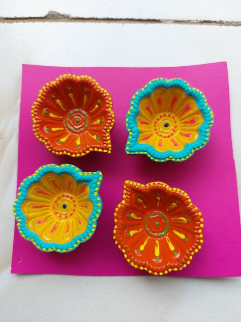 Painting Ideas For Diwali, Diwali Inspiration, Glass Crafts Diy, Diya Designs, Diya Decoration Ideas, Diwali Diya Decoration, Thali Decoration Ideas, Diwali Decoration Items, Diy Diwali Decorations