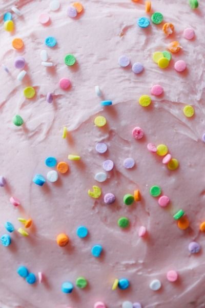 Sprinkle stim/mood board!!!! Budgeting Binder, Wallpers Pink, Confetti Cupcakes, Cake Wallpaper, Pink Cookies, Birthday Clipart, Ice Cream Cookies, Cookie Frosting, Pink Vibes