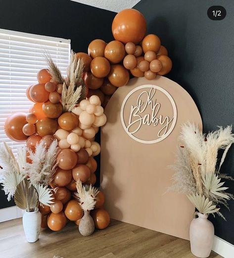 Orange And Brown Gender Reveal, Fall Boho Balloon Garland, Gender Reveal Ideas For Party Theme November, Terracotta Gender Reveal, Terracotta Balloon Garland, Terracotta Balloon Arch, Boho Baby Shower Balloon Arch, Boho Fall Gender Reveal, Rust Party Decor