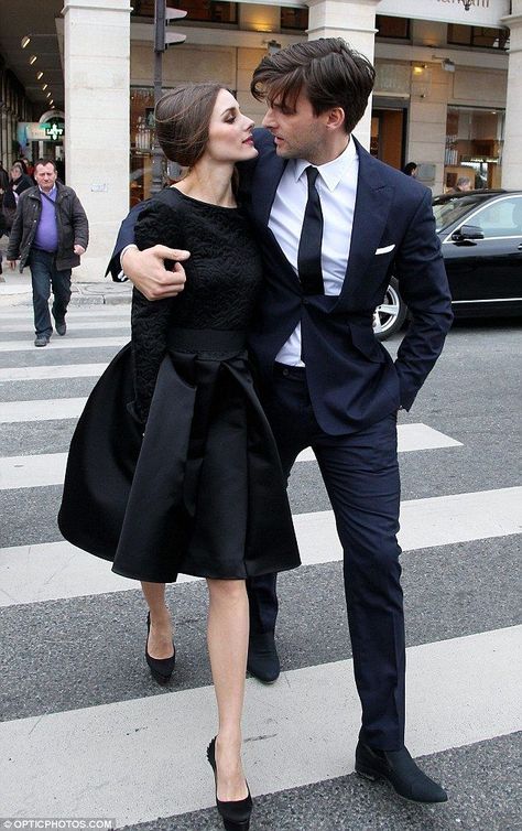 Olivia Palermo & her boyfriend (model Johannes Huebl) Catrinel Menghia, Johannes Huebl, Estilo Olivia Palermo, Couple Style, Olivia Palermo Style, Look Formal, Stylish Couple, Chanel Couture, Romantic Photos