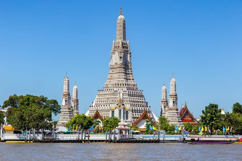 3 Days in Bangkok -- The Perfect Bangkok Itinerary | Wat Arun in Bangkok, Thailand Wat Arun Bangkok, Bangkok Itinerary, Thailand Shopping, Thailand Destinations, Travelling Thailand, Thailand Tourist, City Picture, Thailand Tourism, Temple Thailand