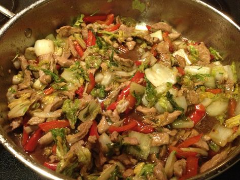 Stir Fry With Cabbage, Polynesian Dishes, Hoisin Pork, Napa Cabbage Recipes, Wok Recipes, Veal Recipes, Cabbage Stir Fry, Pork And Cabbage, Pork Stir Fry