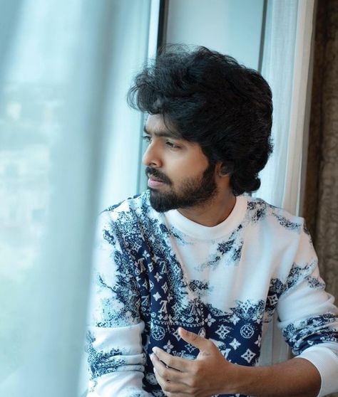 Gv Prakash Hd Images, Gv Prakash Images, Indian Hairstyles Men, Gv Prakash, G V Prakash Kumar, Holi Girls, Best Love Pics, Action Movie Poster, Huawei Wallpapers