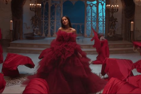 beauty & the beast ;; ariana grande Beauty And The Beast Dress, Giambattista Valli Haute Couture, Ariana Grande Music Videos, Ariana Grande Fans, Beauty Editorial, Agra, Beauty Videos, Beauty Photography, The Beast