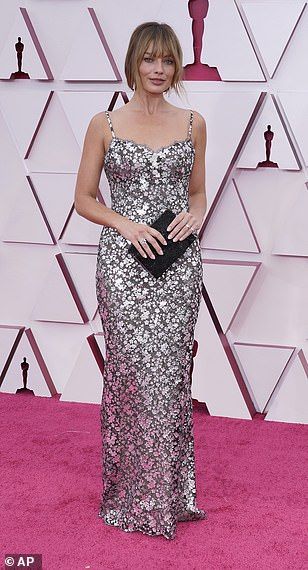 Vestidos Oscar, Oscars Red Carpet, Shanina Shaik, Regina King, Isla Fisher, Dress Chanel, Chanel Dress, Carey Mulligan, Paris Jackson