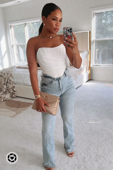 Corset And Jeans Outfit Heels, Jeans And A Corset Top, Corset Jeans And Heels, Brunch Outfit Jeans Heels, Jeans And Corset Outfits Night Out, White Strapless Corset Top Outfit, White Corset Jeans Outfit, Amazon Corset Top, Outfits With White Corset Top