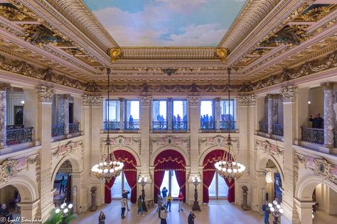 The Breakers | The Great Hall of the Breakers mansion. Newpo… | Flickr The Breakers Mansion, Breakers Mansion, Vanderbilt Mansions, The Great Hall, Great Hall, The Breakers, Newport Rhode Island, Mansion Interior, Rhode Island