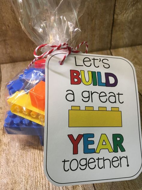 Back-to-School Gifts for Teachers & Co-Workers | Fun365 Back To School Gifts For Students Preschool, Students Back To School Gifts, Welcome Back To School Gifts Students, Welcome To Preschool Gifts, Kindergarten Gifts For Kids, Back To School Gifts For Students, Lego Classroom Theme, Back To School Gift Ideas, Presents For Students