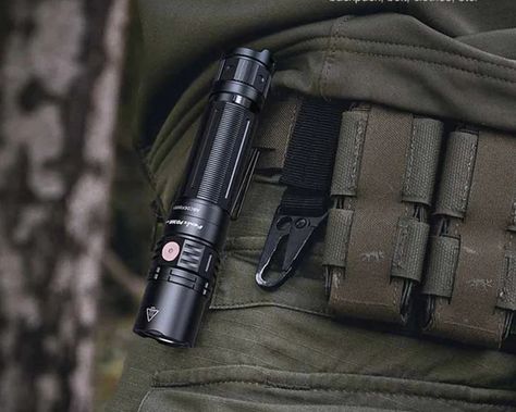 Fenix Updates it’s Popular PD36R Flashlight with 1700 Lumens & Longer Light Throw Camping Flashlight, Led Flashlight Gloves, Fenix Flashlight, Surefire Flashlight, Molle System, Uv Flashlight, Long Lights, Tactical Flashlight, Photo Styling