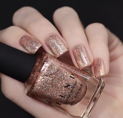 Rose Gold Metallic Nails, Gold Glittery Nails, Rose Gold Nails Glitter, Gold Glitter Nail Polish, Rose Gold Nail, Ilnp Nail Polish, Rose Gold Nail Polish, Boutique Nails, Metallic Nail