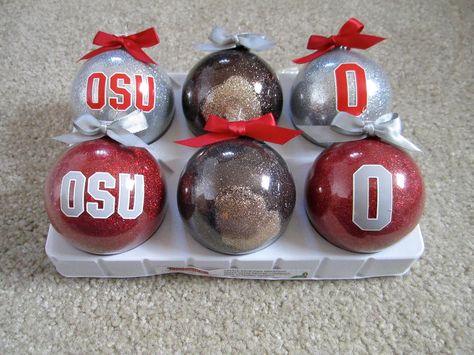 OSU Block O Ohio State Ornaments Set of 6 by BakintoshArts Ohio State Ornaments, Ohio State Buckeyes Crafts, Ohio State Crafts, Buckeye Crafts, Buckeye Baby, State Ornaments, Craft Show Ideas, Ohio State Buckeyes, Xmas Ornaments