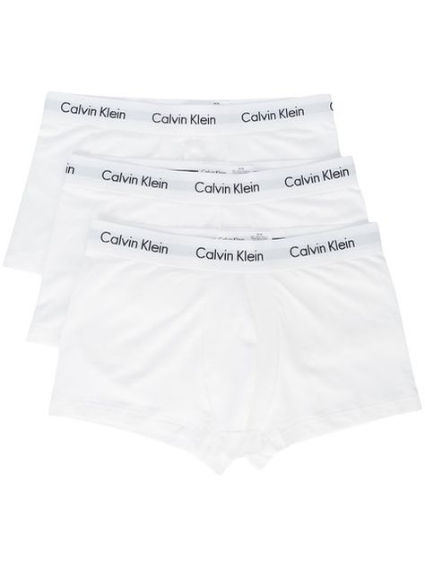 CALVIN KLEIN classic logoed boxer shorts. #calvinklein #cloth # Calvin Klein Boxers Aesthetic, Boxer Calvin Klein Men, Calvin Klein Aesthetic, Short Branco, Calvin Klein Boxers, Boxer For Men, White Calvin Klein, Calvin Klien, White Boxers