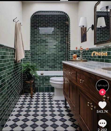 Green Tile Bathroom, Bathroom Design Trends, Bathroom Trends, Bathroom Redo, Green Tile, Green Bathroom, Bathroom Renos, Bathroom Style, Beautiful Bathrooms