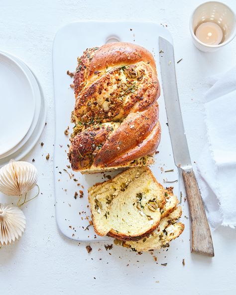 Savoury Babka, Savoury Bread Recipes, Truffle Pesto, Christmas Baking Ideas, Christmas Bread Recipes, Savoury Bread, Babka Bread, Brioche Dough, Savory Bread Recipe