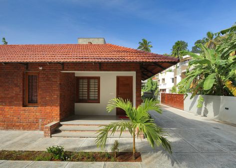 Brick Edging, Brick Construction, Sustainable Environment, Internal Courtyard, Kerala Houses, Brick Architecture, Exposed Concrete, Architecture Awards, The Brick