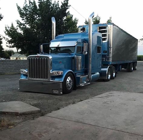 Quick Pics, Peterbilt 389, Custom Big Rigs, Peterbilt 379, Cute Puppy Pictures, Kenworth Trucks, Truck Ideas, Peterbilt Trucks, New Photo Download