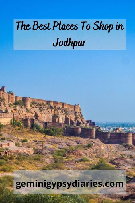 After all the sightseeing, shopping is always the best way to end a trip. In our guide, we show you the best places to shop in Jodhpur. From textiles, woodwork, and souvenirs, we got you covered! Click the link and find out now! Jaipur Travel, India Travel Places, India Travel Guide, Best Places To Shop, Holiday Travel Destinations, Beautiful Days, Places To Shop, Car Hire, Jodhpur