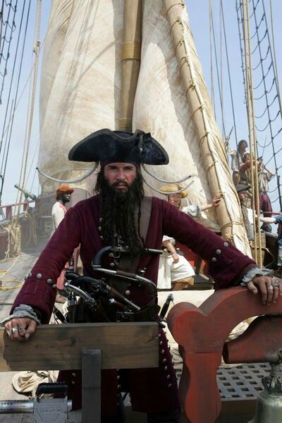 Black beard Pirate Photoshoot, Pirate Reference, Pirate Core, Pirate Aesthetic, Edward Teach, Pirate Garb, James Purefoy, Pirate Tattoo, Black Beard