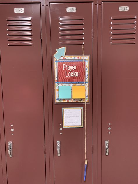 Prayer Mirror At School, Praying Board Ideas, Christian Esthetics, Prayer Mirror, Pray Board Ideas, Fca Ideas, Moms In Prayer, Pray For Them, The Bible Movie