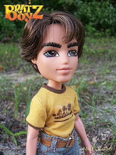 Bratz Boyz Outfit, Bratz Restyle, Bratz Boy, Boy Bratz Dolls, My Life Doll Accessories, Monster High Boys, Makeup Doll, Black Bratz Doll, Bratz Doll Outfits