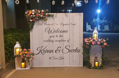 Wedding Name Board Indian, Name Board For Wedding Entrance, Simple Engagement Decorations, Christian Reception, Name Board Design, Standee Design, Engagement Decor, Garland Wedding Decor, Wedding Welcome Board