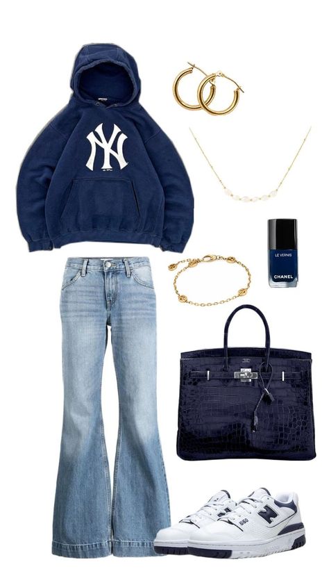 Stockholm style, clean girl, vanilla girl, aesthetic, dark blue navy blue, hoodie, gold, jewelry, cute, basic Blue Aesthetic Outfit, Blue Hoodie Outfit, Girl Aesthetic Dark, Dark Blue Aesthetic, Vanilla Girl Aesthetic, Navy Blue Hoodie, Jewelry Cute, Stockholm Style, Vanilla Girl