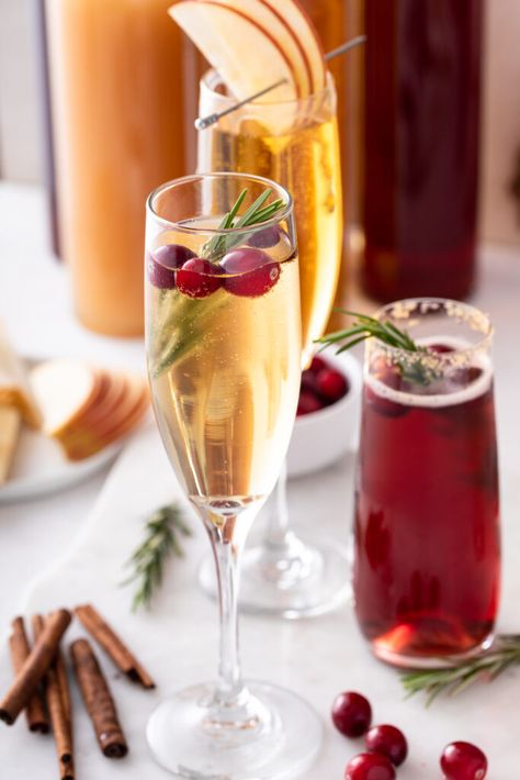 Fall Mimosa Recipe, Fall Mimosa Bar, Fall Mimosa, Christmas Decor Ideas 2023, Mimosa Cocktail, Christmas Decor Ideas Outdoor, Mimosa Recipe, Fall Menu, Engagement Party Favors