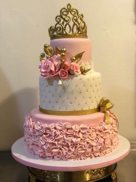 3 Teir Cakes Ideas Birthday, Debut Cake 18th Elegant, Rose Gold Quinceanera Cake, Debut Cake 18th, Cake Debut, Birthday 14th, 15 Cakes, Sweet 15 Cakes, Debut Cake