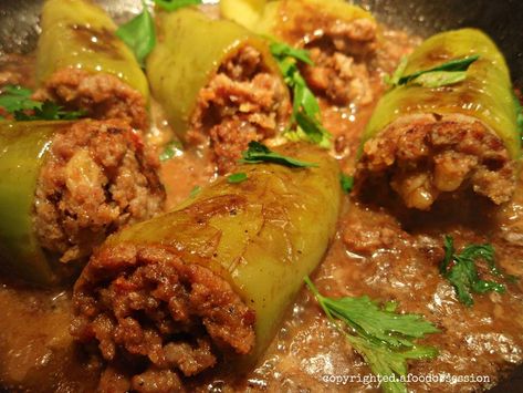 Italian Frying Peppers, Recipes With Banana Peppers, Hot Pepper Recipes, Cubanelle Pepper, Sweet Pepper Recipes, Italian Stuffed Peppers, Sausage Appetizers, Sausage Stuffing, Sweet Italian Sausage