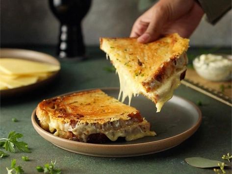 Sourdough Grilled Cheese, Cheddar Grilled Cheese, Cheese Game, Irish Cheddar, Grilled Cheese Recipe, Best Sandwich Recipes, Boars Head, Jalapeno Cheddar, Grilled Cheese Recipes