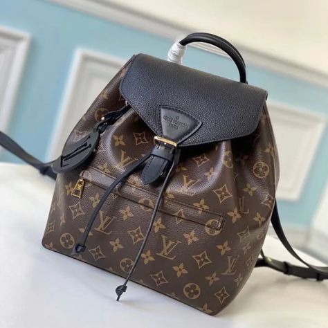 For more details inbox ❤️ Montsouris Pm, Designer Backpack, Buy Louis Vuitton, Chanel Backpack, Louis Vuitton Vintage, Chanel Purse, Vintage Louis Vuitton, Vintage Designer, Designer Backpacks