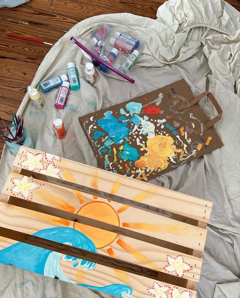 Surf Room Decor, Beach Crafts Diy, Summer Room, Beach Basket, Beachy Room, Summer Craft, Summer Signs, Summer Painting, Coastal Life