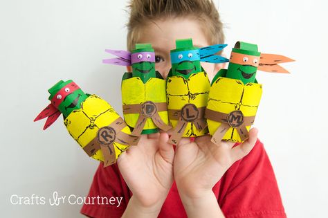 TMNT toilet paper roll finger puppets Ninja Turtle Crafts, Milk Carton Crafts, Games Group, Cardboard Tube Crafts, Recycled Crafts Kids, Toilet Roll Craft, Construction Paper Crafts, Toilet Paper Roll Crafts, Paper Roll Crafts