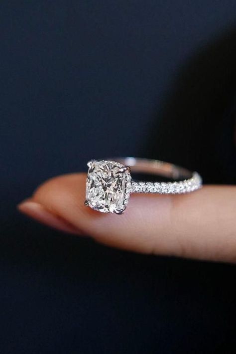 Traditional Wedding Rings, Cushion Cut Diamond, Cushion Cut Engagement Ring, Wedding Rings Halo, Round Engagement Rings, Wedding Rings Solitaire, Harry Winston, Dream Engagement, Wedding Rings Unique