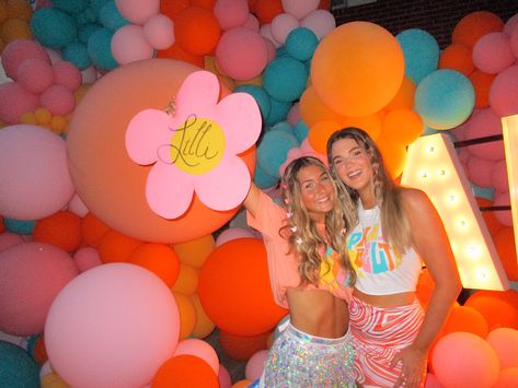 Birthday Sorority Theme, Paradise Bid Day Theme, Welcome To Paradise Bid Day, Hippie Bid Day, Golden Hour Bid Day, Recruitment Decorations, Preppy Pics, Homecoming Floats, Sorority Themes