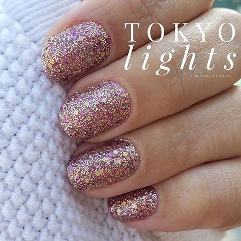 Tokyo Lights Color Street, Color Street Tokyo Lights, Color Street Glitter, Turtle Nails, Street Accessories, Street Makeup, Regular Nail Polish, Color Street Ideas, Light Nails