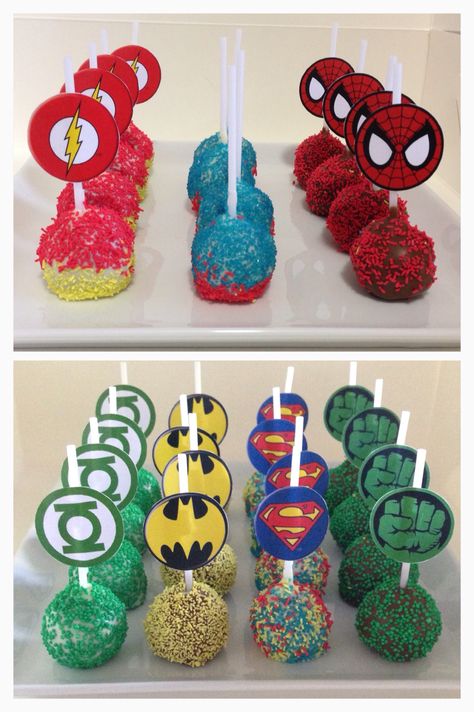 Avenges Theme Cakepops! Avengers Cake Pops, Marvel Cake Pops, Superhero Cake Pops, Birthday Cake Boys, Avengers Birthday Party Decorations, 4de Verjaardag, 5th Birthday Boys, Spiderman Birthday Cake, Marvel Birthday Party