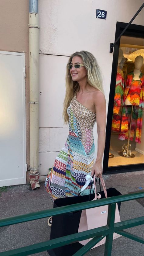 Missoni Dress Outfit, Missoni Outfit, Emili Sindlev, Hermes Oran Sandals, Missoni Dress, Summer Europe, Euro Summer, Hermes Oran, Europe Summer