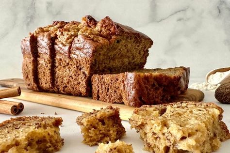 12 Low Calorie Banana Bread Recipes You Must Try! Weight Watchers Cobbler Recipe, Weight Watchers Cobbler, Weight Watchers Banana Bread, Banana Bread No Sugar, Low Calorie Banana, Low Calorie Banana Bread, Low Sugar Banana Bread, Ww Muffins, Smartpoints Recipes